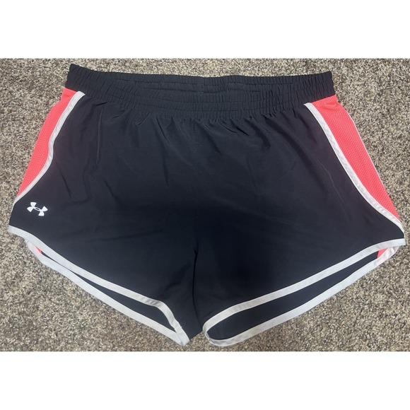 Under Armour Women's Medium Running Shorts Loose Heatgear‎ Black And Pink Lined - Picture 1 of 4